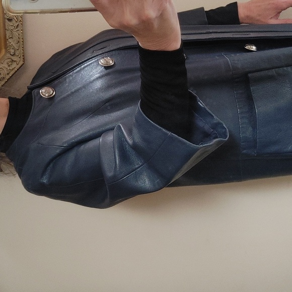 Early 60s Slate Blue Leather Coat Size 6 - Picture 10 of 17